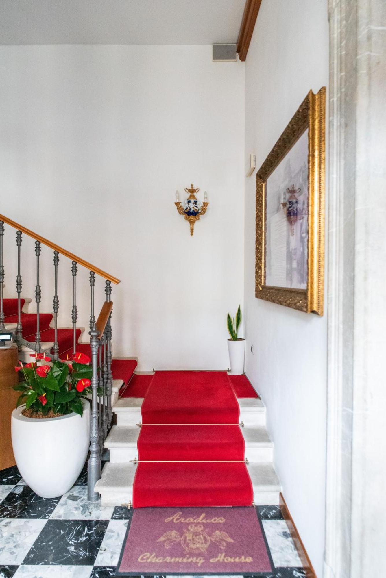 ארקו Arciduca Charming House Room & Breakfast מראה חיצוני תמונה