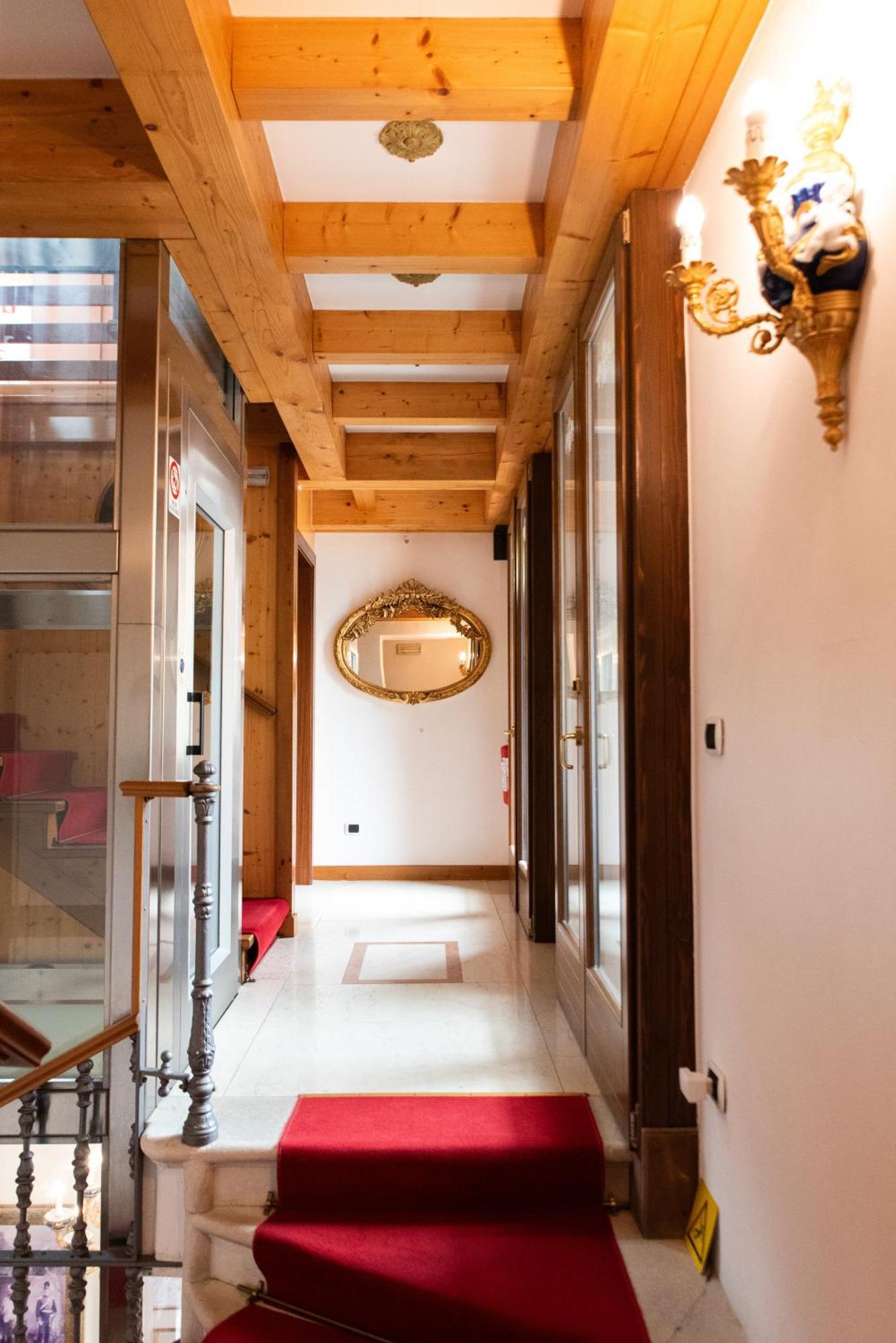 ארקו Arciduca Charming House Room & Breakfast מראה חיצוני תמונה