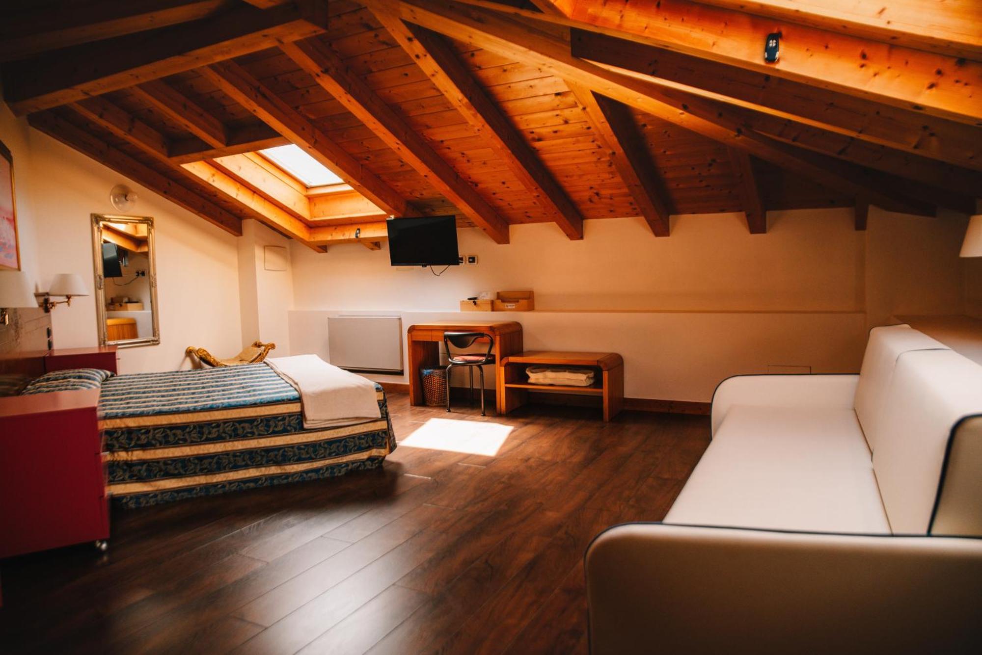 ארקו Arciduca Charming House Room & Breakfast מראה חיצוני תמונה